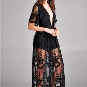 Honey Punch Black Lace Maxi